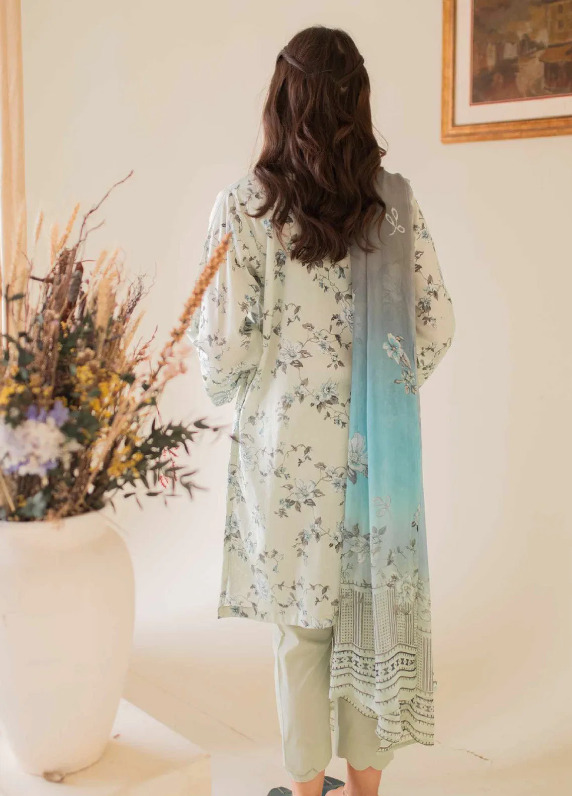 Ayna By Rashid Textile Embroidered Lawn Unstitched 3 Piece Suit - RT24AL 8196