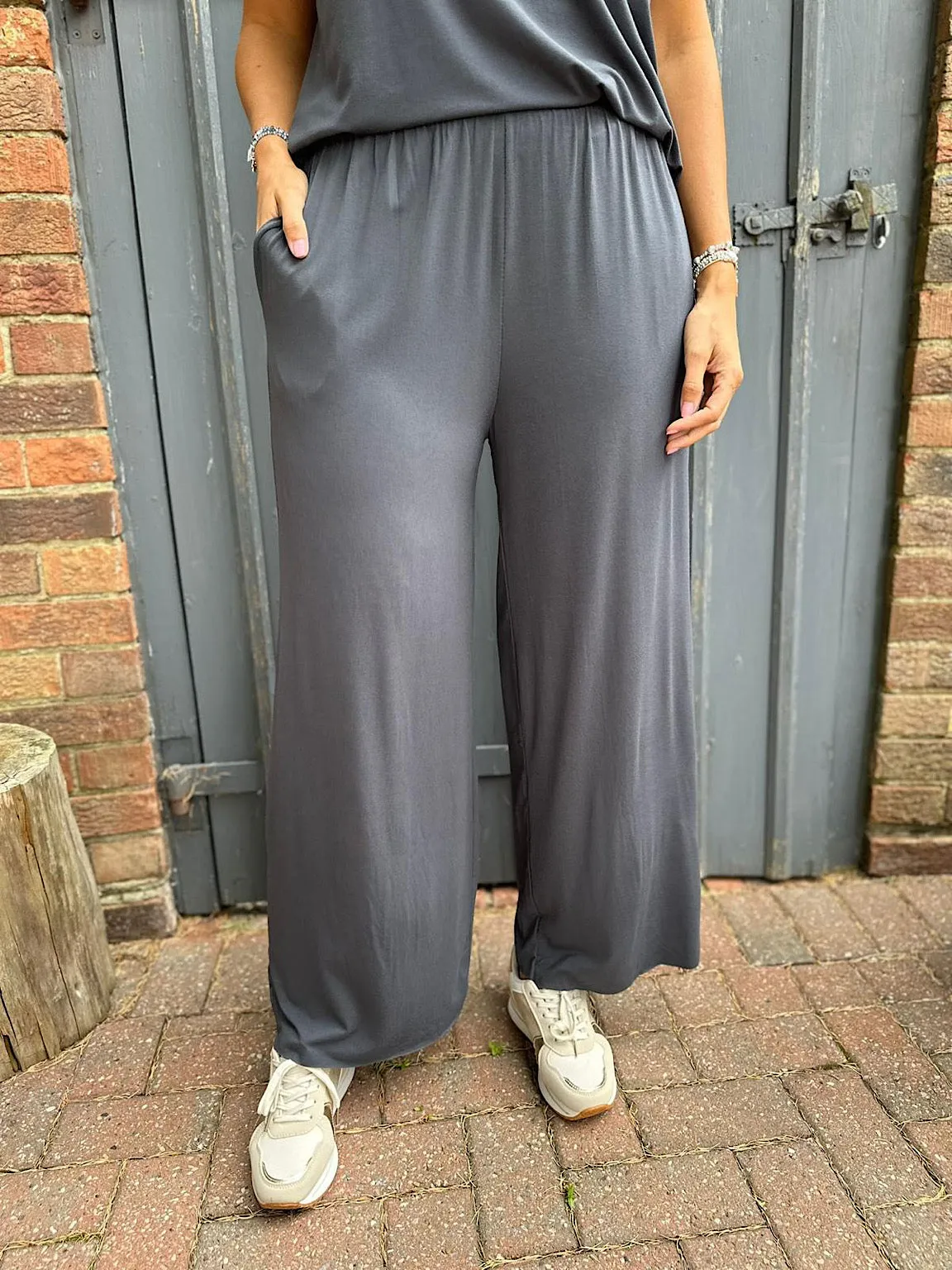 Charcoal Wide Leg Relaxed Trousers Tammy