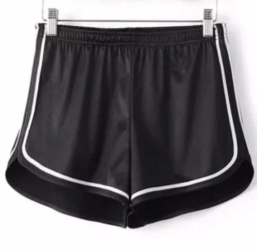 Experience Ultimate Comfort and Style with Silk Slim Short Surfwear Hot pants Elastic Waist Streetwear