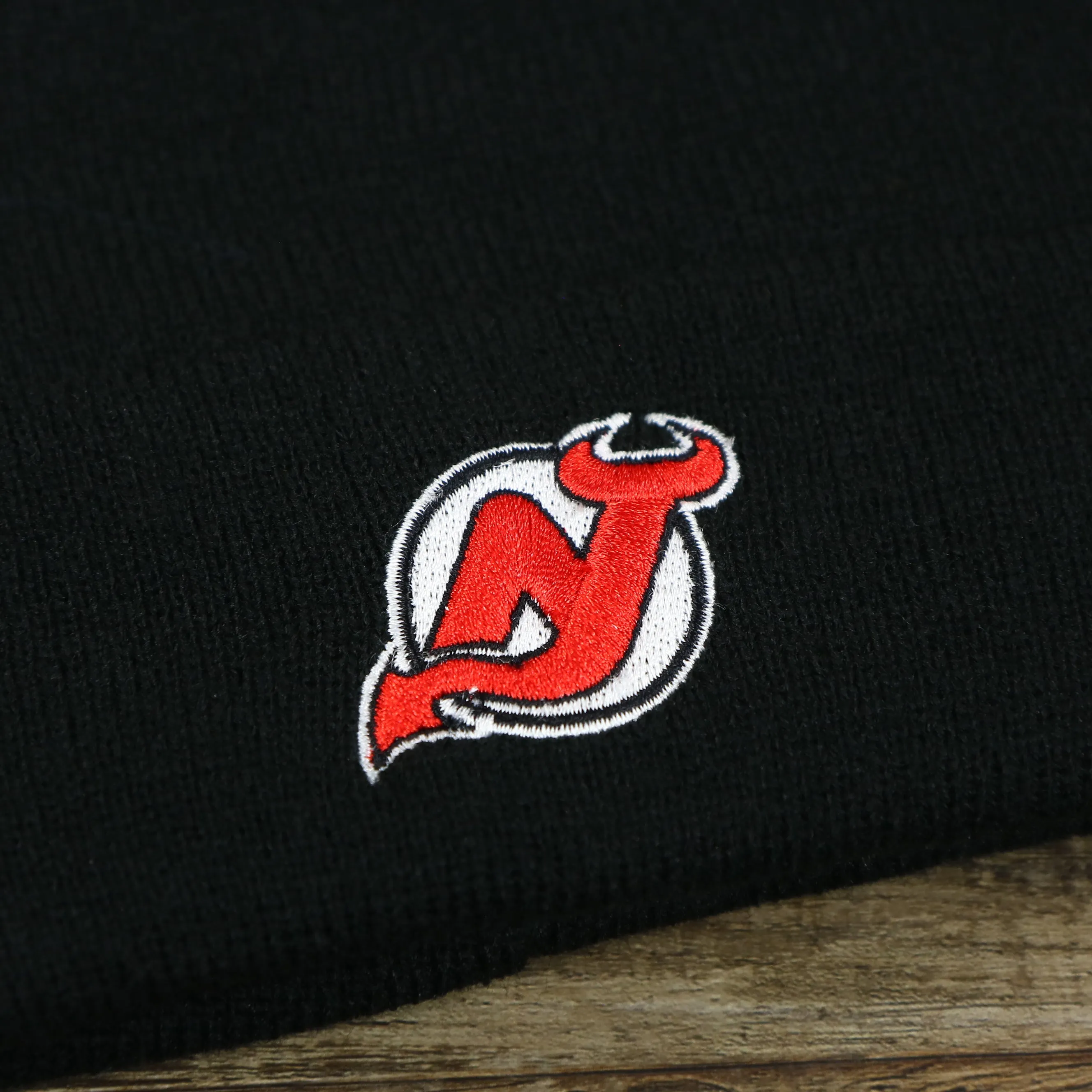 Kid’s New Jersey Devils Basic Cuffed Winter Beanie | Black Winter Beanie