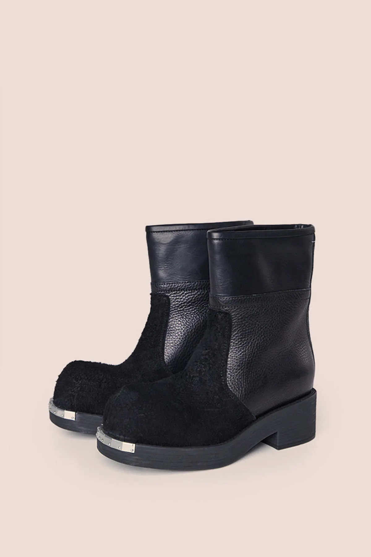 Panelled leather ankle boots - Black