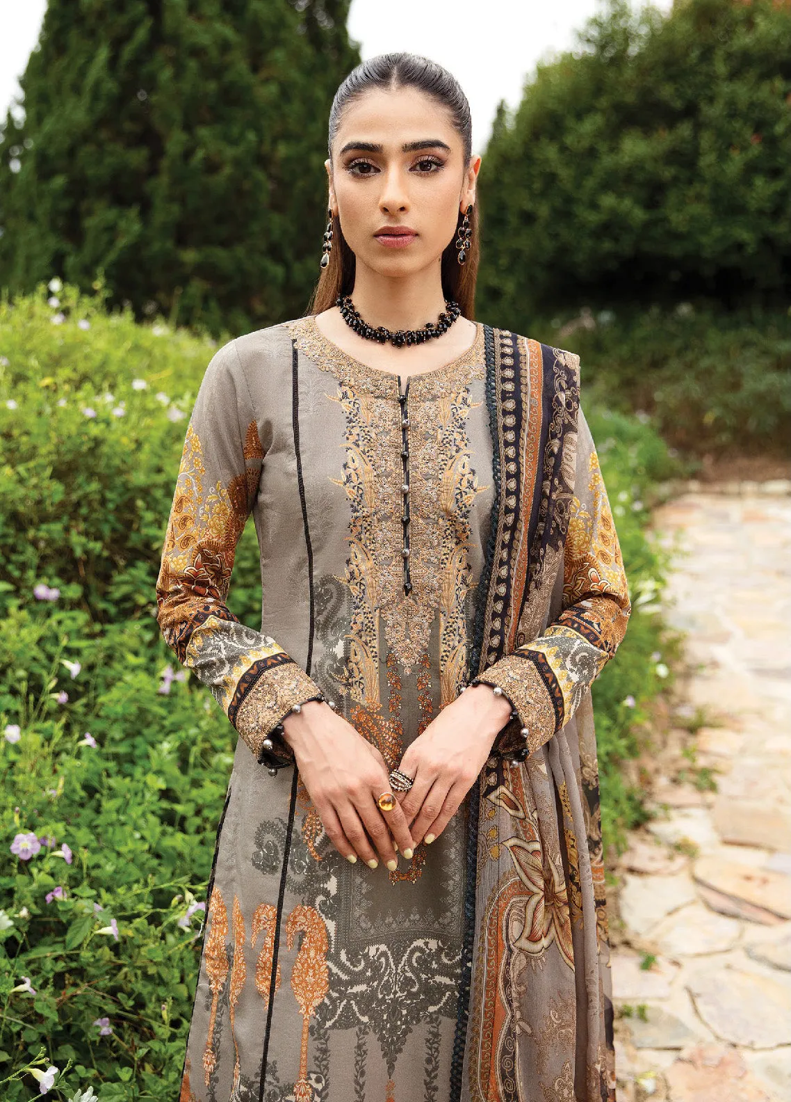 Springtime Ballet By Gulaal Embroidered Lawn Unstitched 3 Piece Suit - GL24L 07 AMIRAT