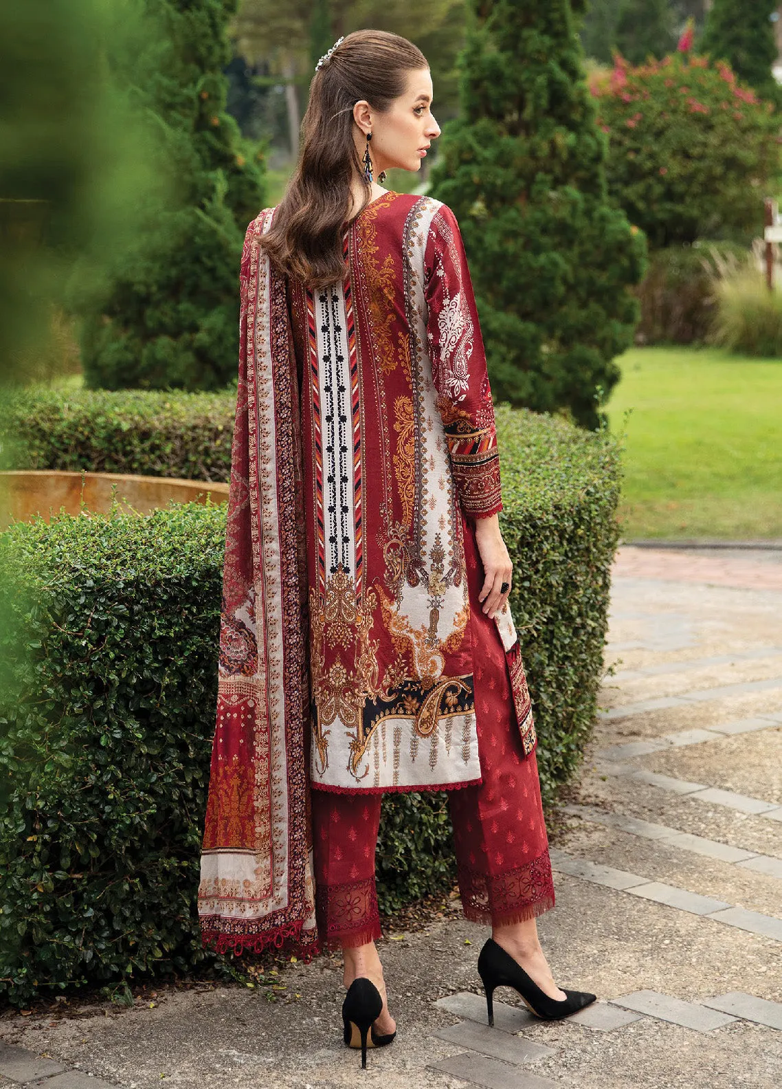 Springtime Ballet By Gulaal Embroidered Lawn Unstitched 3 Piece Suit - GL24L 09 AMARYLLIS