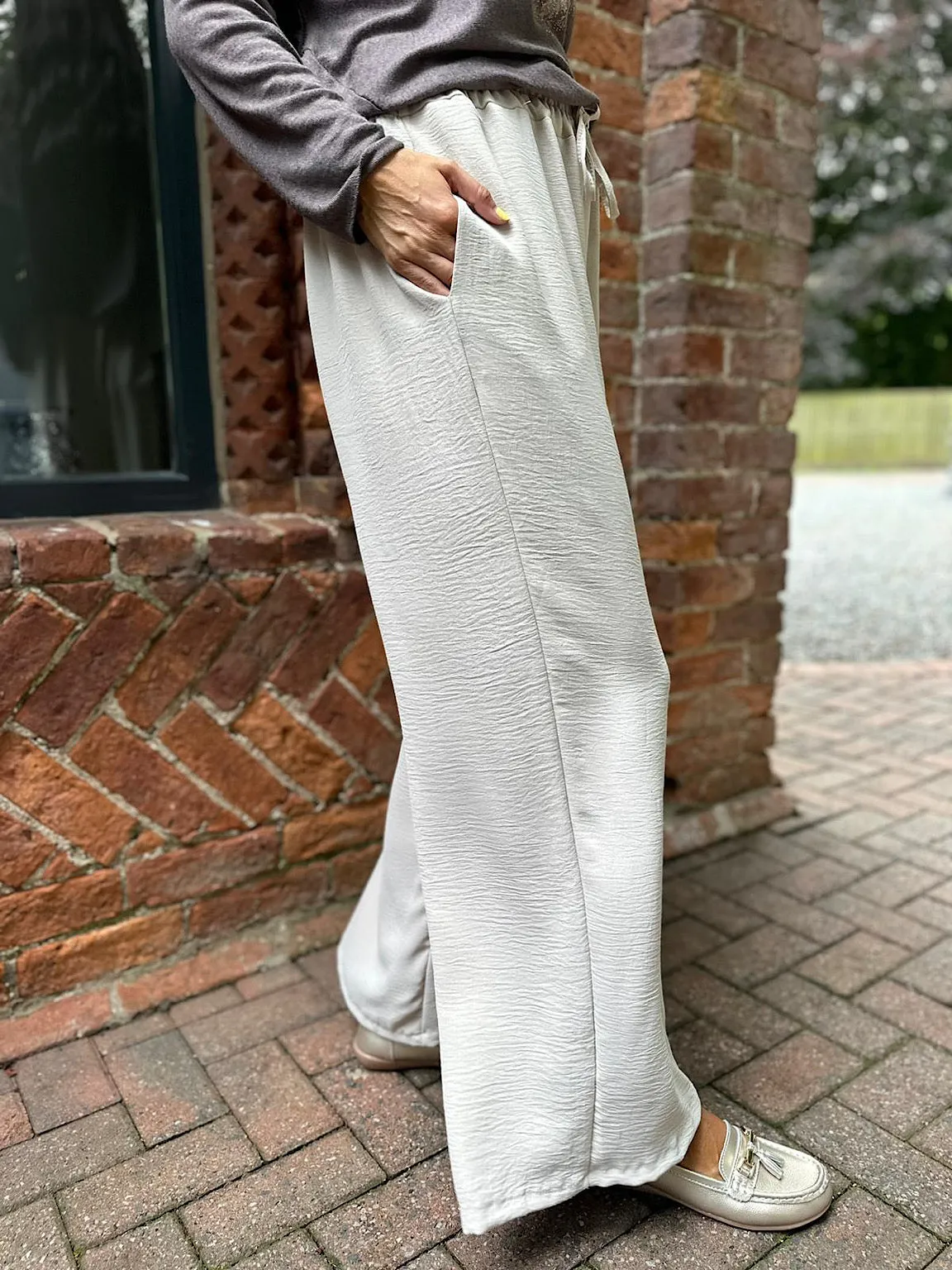 White Wide Leg Pocket Trousers Claudia