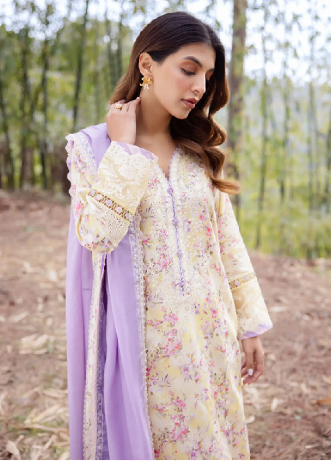 Zaha By Khadija Shah Embroidered Lawn 3 Piece Unstitched Suit ZH24EL D-13A